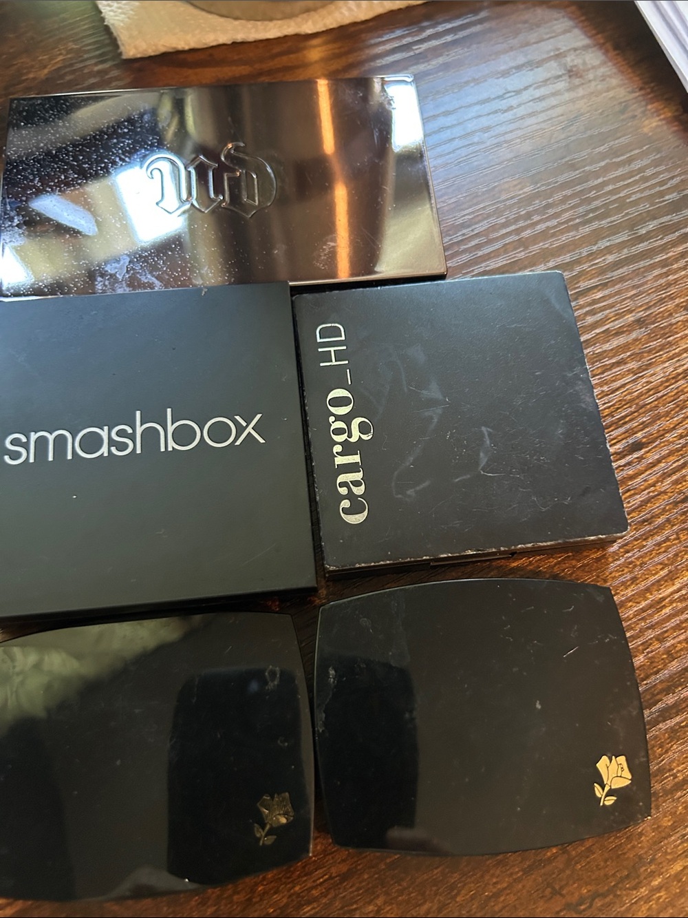 Pressed powder lot